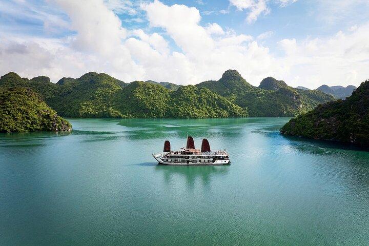 Hanoi: 2-Day Lan Ha Bay Escape on Amanda 5-Star Luxury Cruise