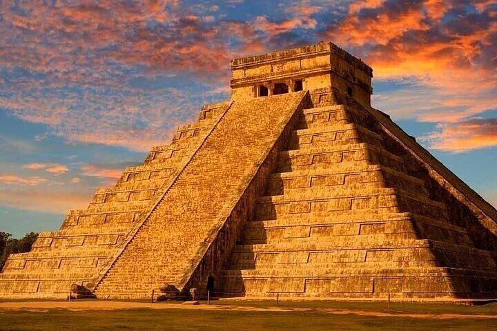 Chichen Itza, Cenote, Tequila and Valladolid Tour from Cancun