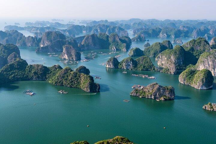 Luxury 5 Star Cruise 2D1N Halong and Lan Ha Bay from Hanoi