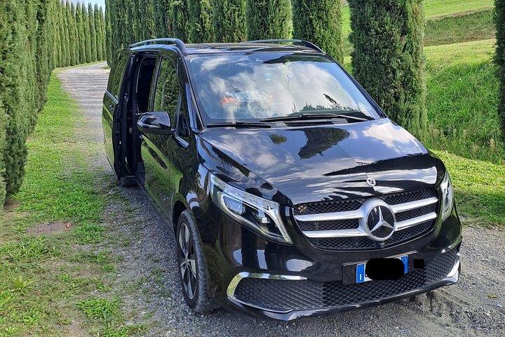Private Half day Tour in Chianti, San Gimignano with wine tasting