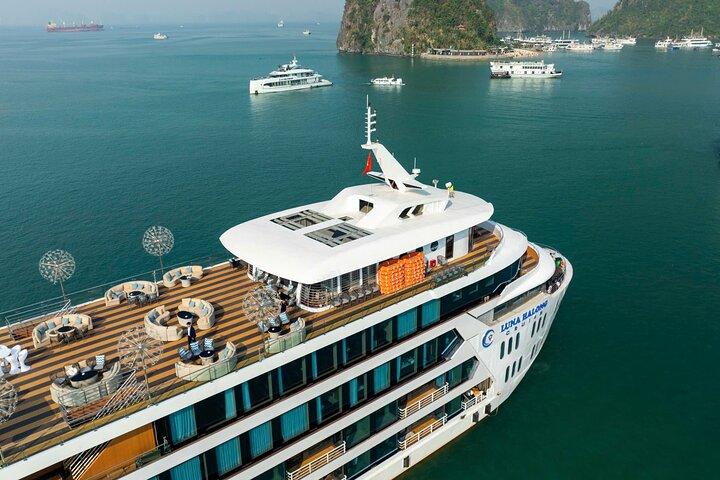 Luna Luxury 5-Star Escape: Ha Long Bay Cruise with Pool & Lunch