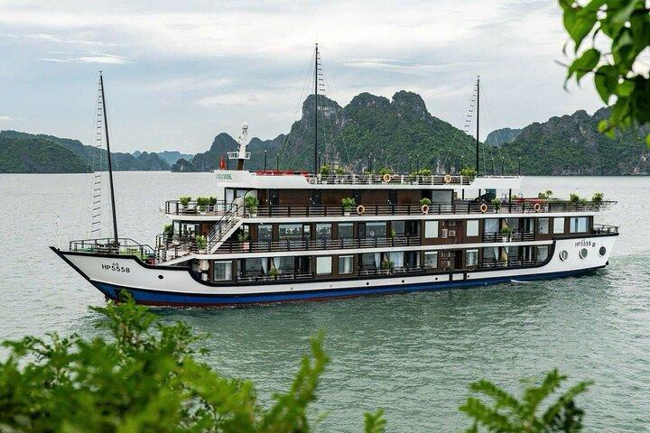 From Hanoi: 3-Day Ninh Binh & Ha Long-Lan Ha Bay 5 star Cruise