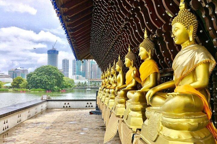 Customized Private Colombo City Tour with Local Insights
