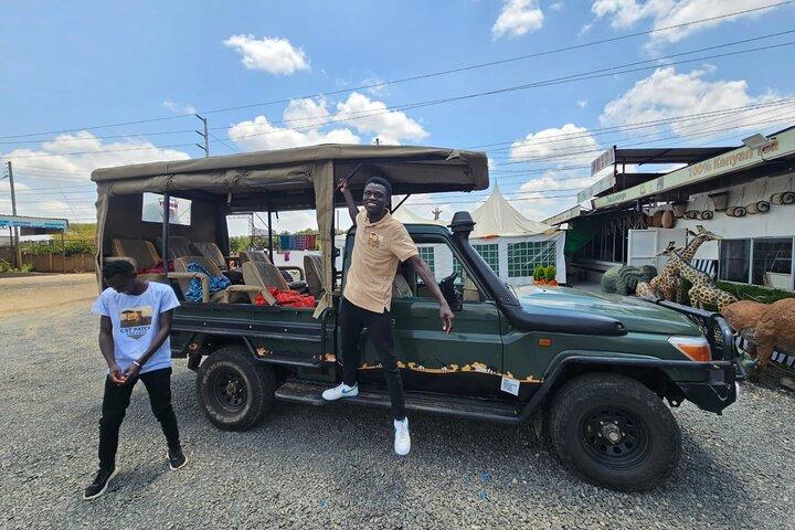 Nairobi National Park Game Drive & Cultural Performance Show