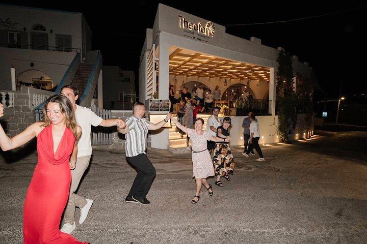 Santorini 4 Hour Greek Night Show & Dinner