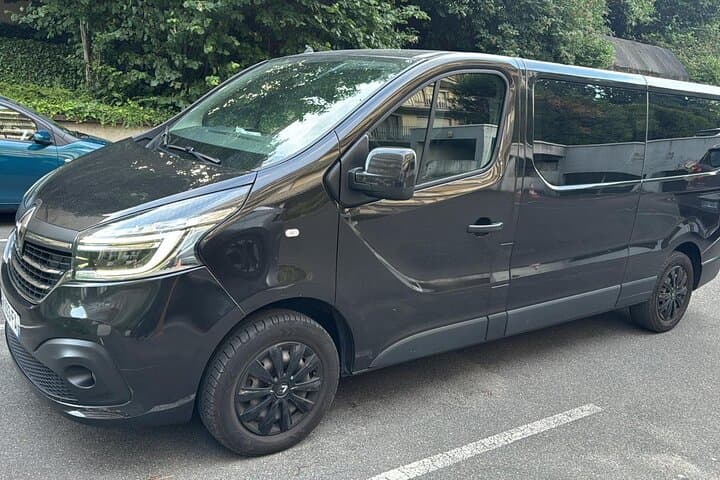Private Transfer Paris Charles de Gaulle Airport to Paris City
