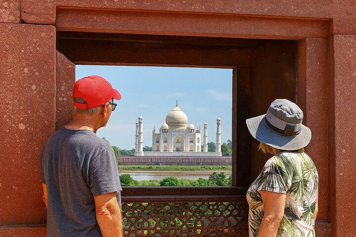 All-Inclusive Private Taj Mahal & Agra Day Trip from Delhi