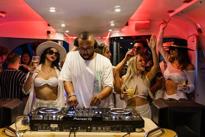 Lisbon Night Party Cruise with DJ, Pizza & Drinks