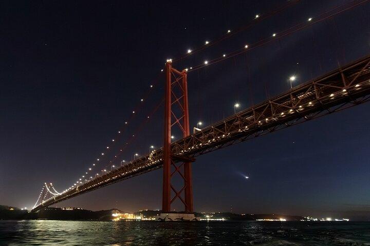 Lisbon Night Party Cruise with DJ, Pizza & Drinks