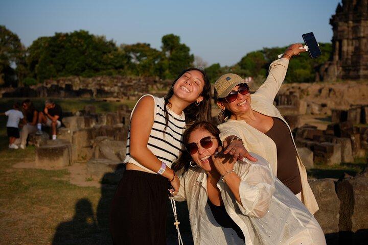Prambanan Temple Sunset and Ramayana Ballet All In Private Tour