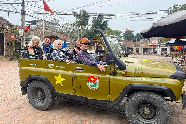 Hanoi: Jeep Tour Discover the best of Duong Lam Ancient Village