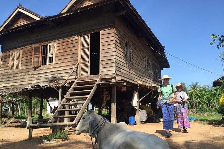 Full Day Siem Reap Farm Tour with Cooking Class and Monk Blessing