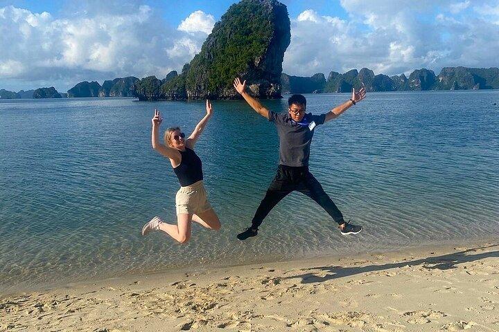 Renea Cruises: 2-Day Journey to Hidden Beauty of Bai Tu Long Bay