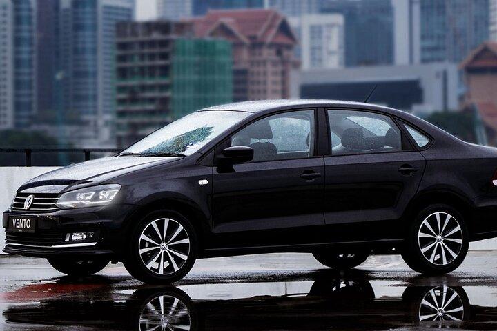 Departure by Sedan from Buenos Aires to Buenos Aires Airport AEP