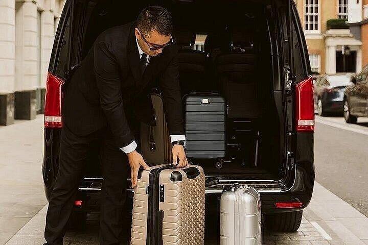 London Train Station and Hotel Private Transfer