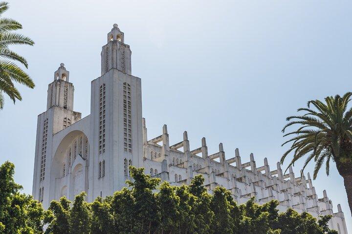 Casablanca Tour with free Traditional Moroccan Lunch or Dinner
