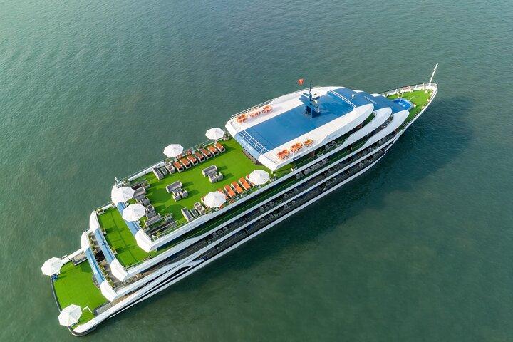 Luxury Ha Long and Lan Ha Bay 2D1N Cruise Doria 5 Star from Hanoi