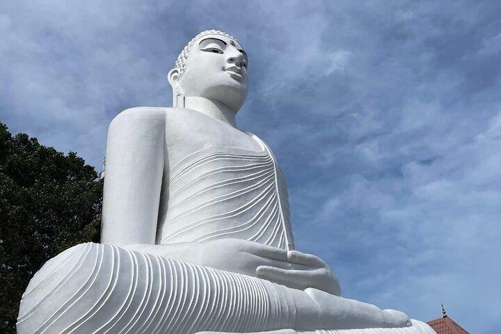 Kandy City Tour By Best Guide Lanka Tours