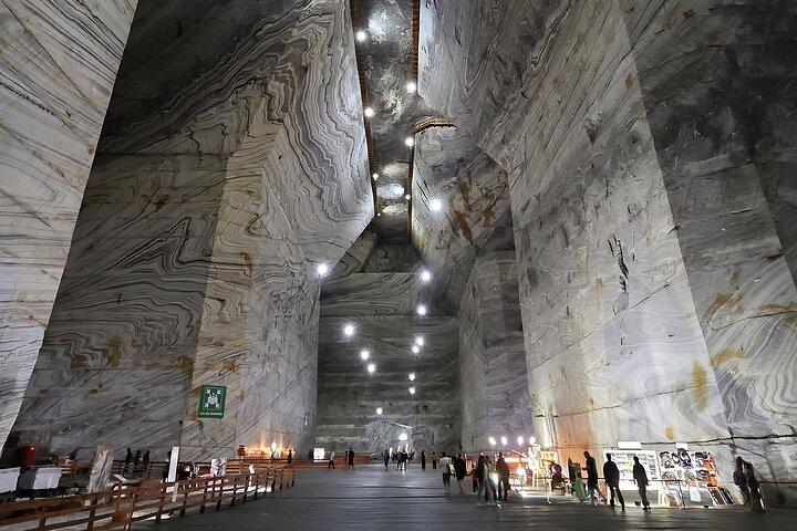 Bucharest: Salt Mine & Dracula-Vlad the Impaler Tomb day trip