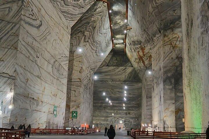 Bucharest: Salt Mine & Dracula-Vlad the Impaler Tomb day trip