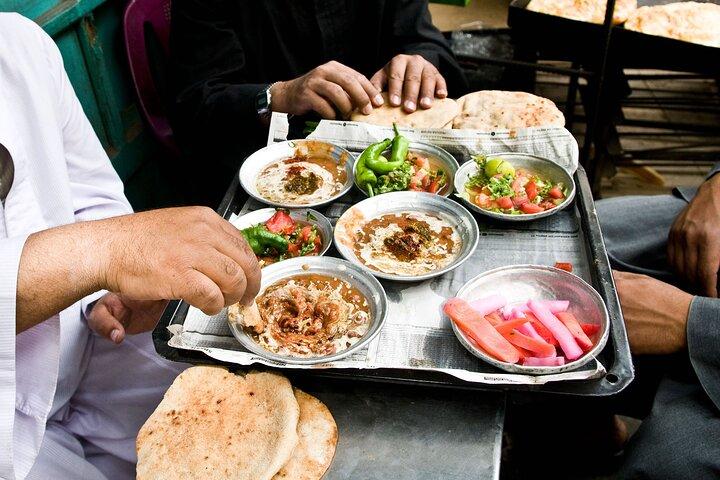 Cairo Downtown Walking & Street Food Tour with Local Guide