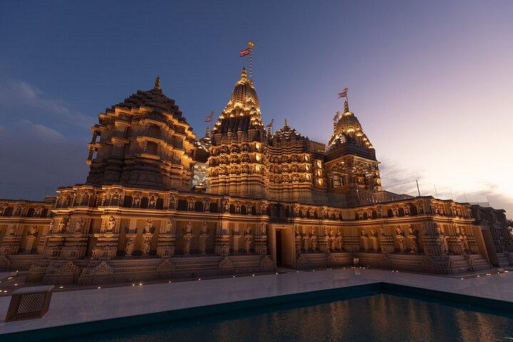 Private Full Day Abu Dhabi City Tour With Hindu Temple Visit