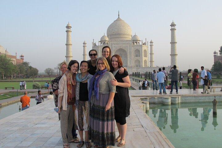 Taj Mahal Sunrise & Agra Fort Private Tour from Delhi