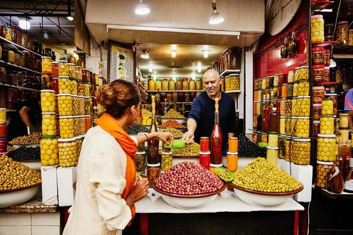Marrakech Food Tasting Walking Tour with Dinner Included