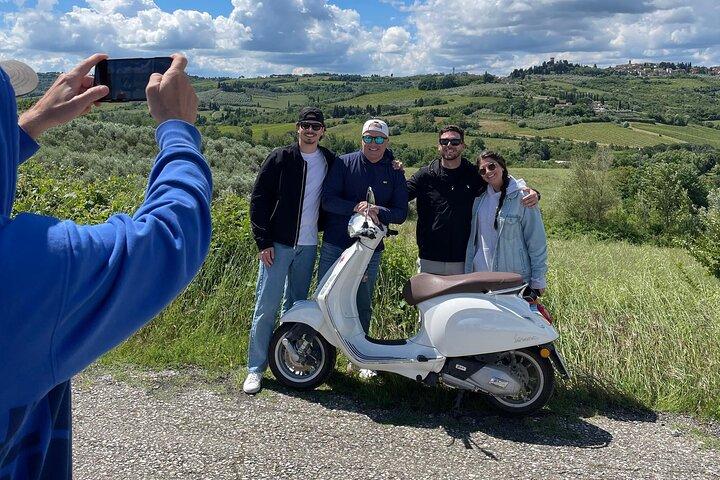 Chianti Vespa Adventure – Small Group from Florence