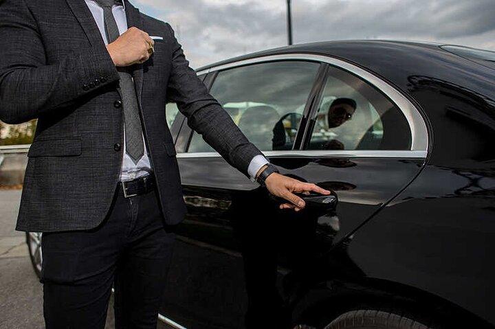 VIP Transfer Luxury Mercedes limo from Marrakech Airport Hotels