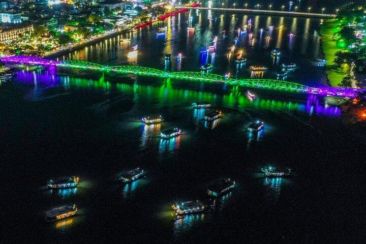 Hue: VIP Dragon Boat Dinner Cruise on the Perfume River