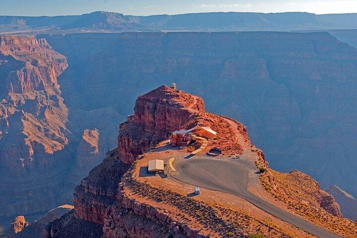 Las Vegas : Grand Canyon West, Hoover Dam, One-Day Tour