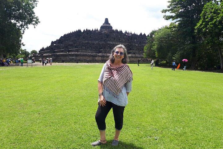 Yogyakarta: Borobudur Sunrise and Prambanan Temple Private Tour