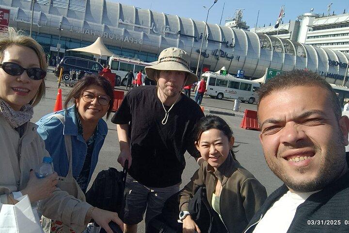Private Transfer from Cairo Airport to Cairo and Giza Hotels