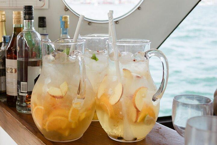 Lisbon Premium Cruise with Sangria, Pizza & Music