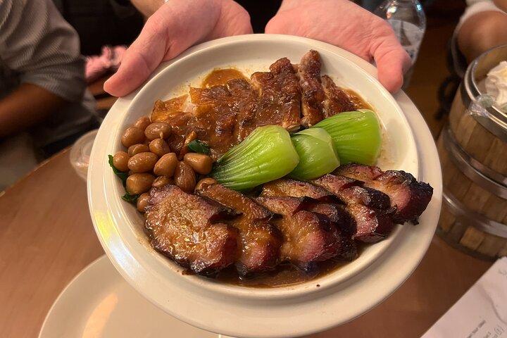 Bangkok Michelin Foodie Tour in Chinatown with 15+ tastings