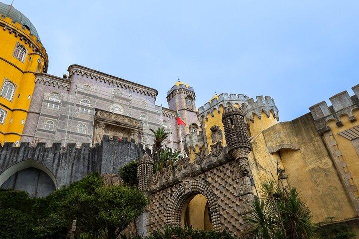 Premium Small Group: Sintra, Pena, Regaleira and Cabo da Roca