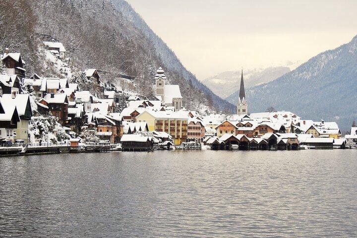 Christmas Markets Tour with St.Gilgen + St.Wolfgang + Hallstatt