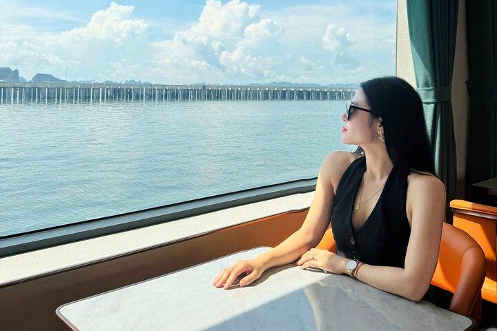From Hanoi: Premium Halong Bay Cruise with Jacuzzi, Lunch & Party