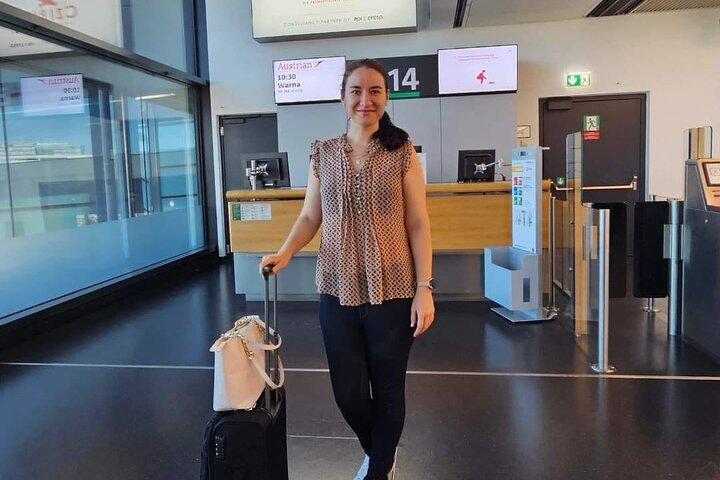 Private Transfer from Amsterdam Schiphol Airport to City Hotel