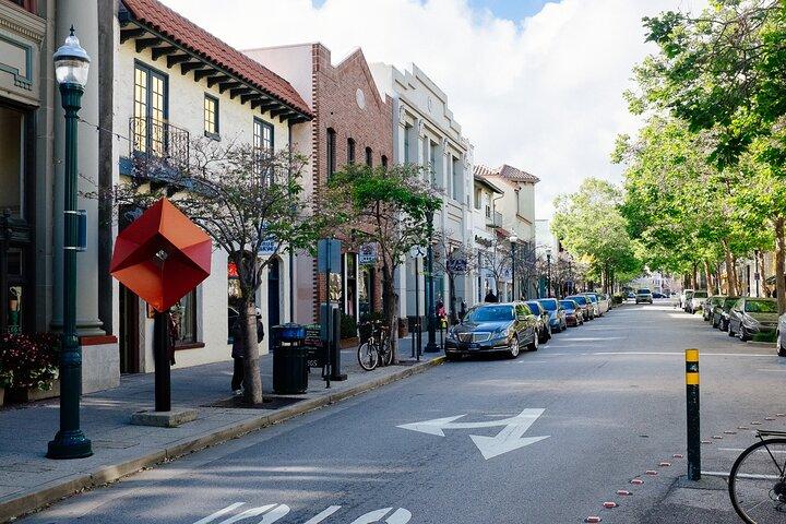 Santa Cruz Walking Tour: Discover Downtown & Mission Hill