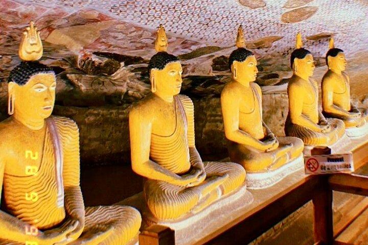 5 Days and 4 Nights Private Tour in Sri Lanka