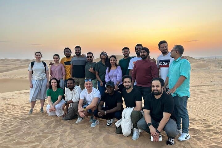 Evening Desert Safari With Live Shows and BBQ Dinner