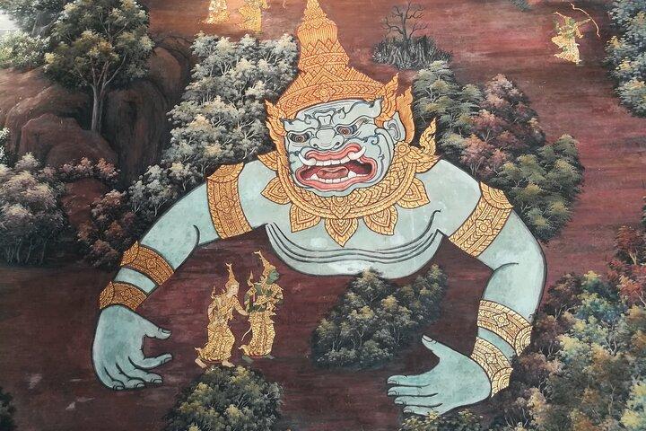 Private Bangkok Highlights: Grand Palace, Temples & Flower Market