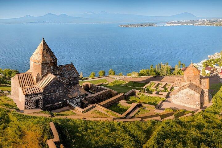 Day Tour Tbilisi to Armenia with Lake Sevan and Yerevan