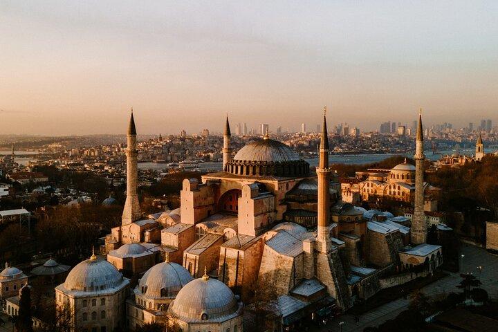 Istanbul Private Tour: Fast Track Entry Ticket Local Guide