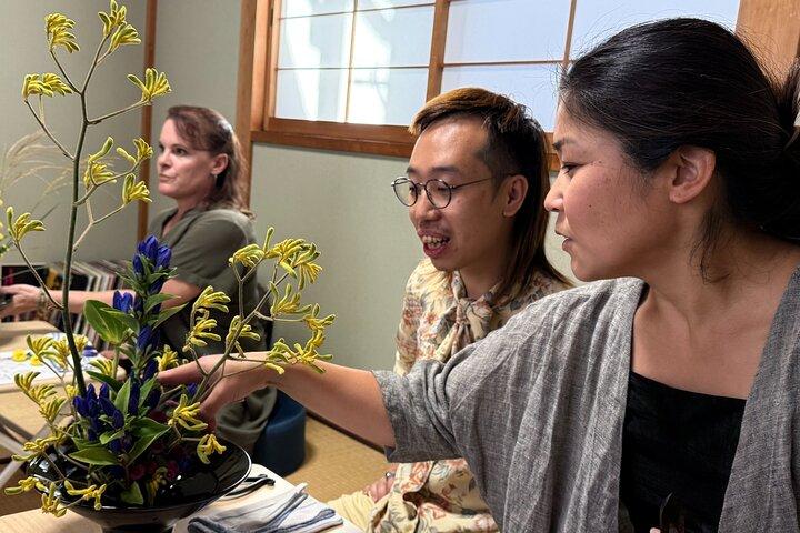 Ikebana Floral Design Workshop in Kyoto