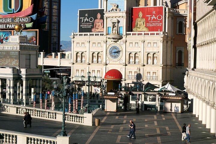 Las Vegas Murder Mystery: Self-Guided Detective Walk