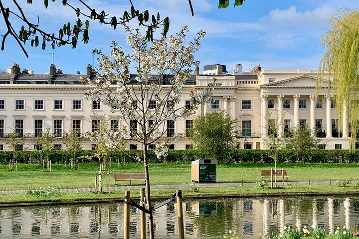A Self-Guided Audio Tour of Primrose Hill and Regents Park