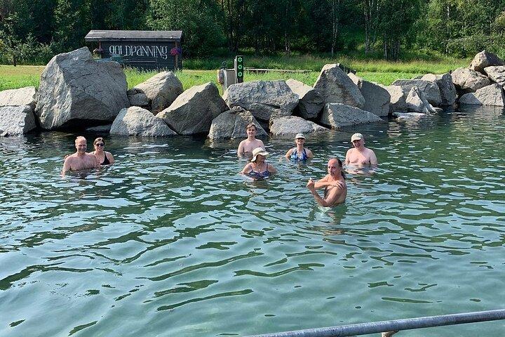 Chena Hot Springs Day Tour